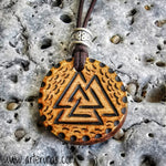 Valknut symbol amulet, Viking symbol of the warrior.