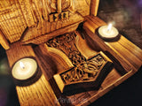 Altar tallado en honor a Thor madera castaño